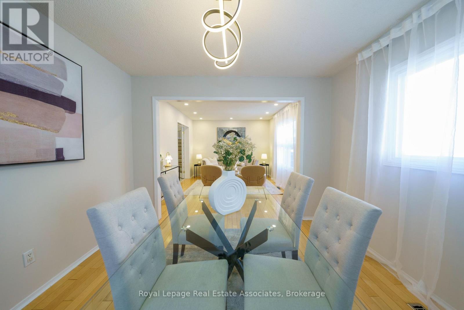 6763 Dolmage Court, Mississauga, ON - Indoor Photo Showing Dining Room