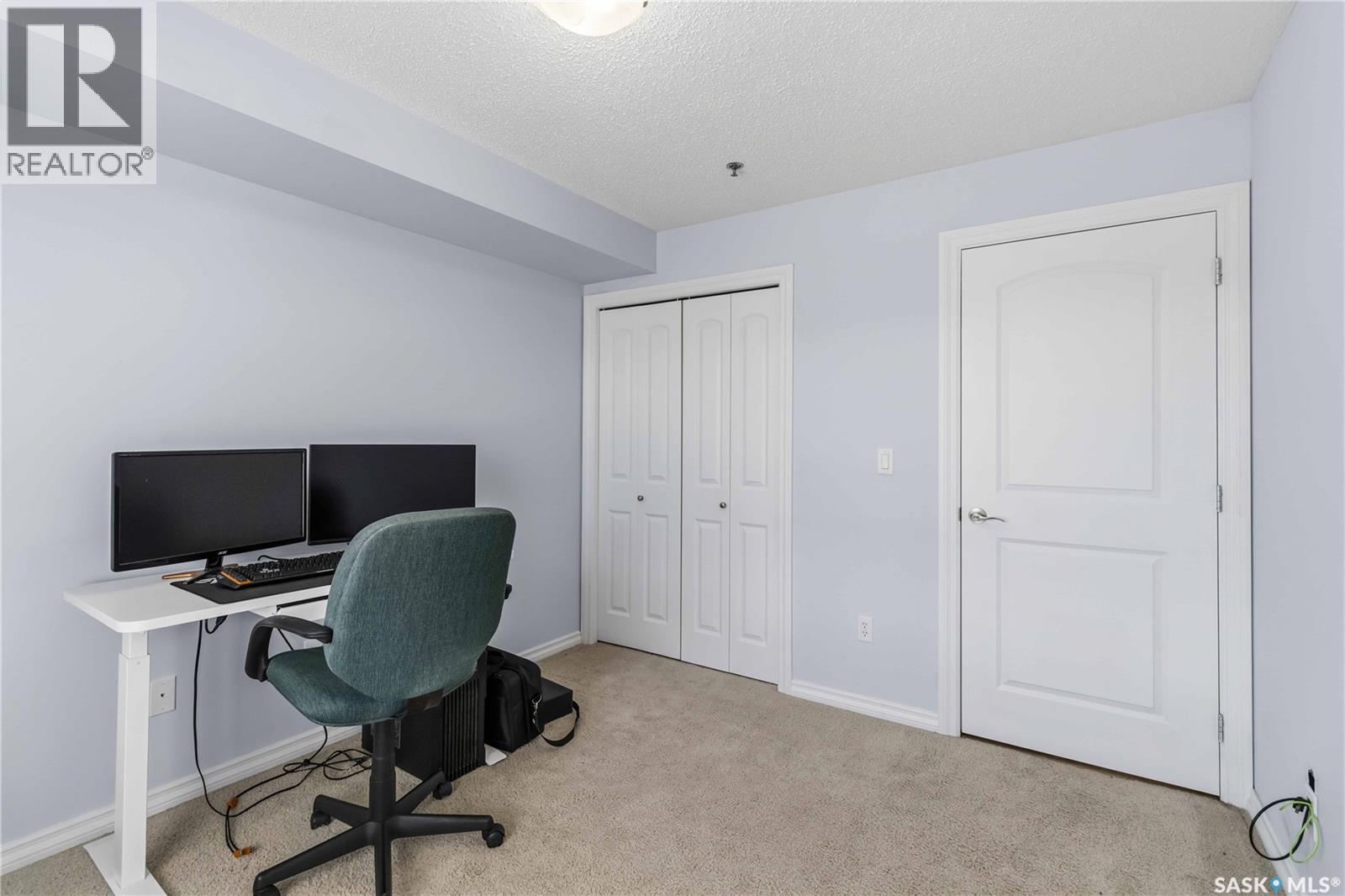A210 103 Wellman Crescent, Saskatoon, SK - Indoor Photo Showing Office