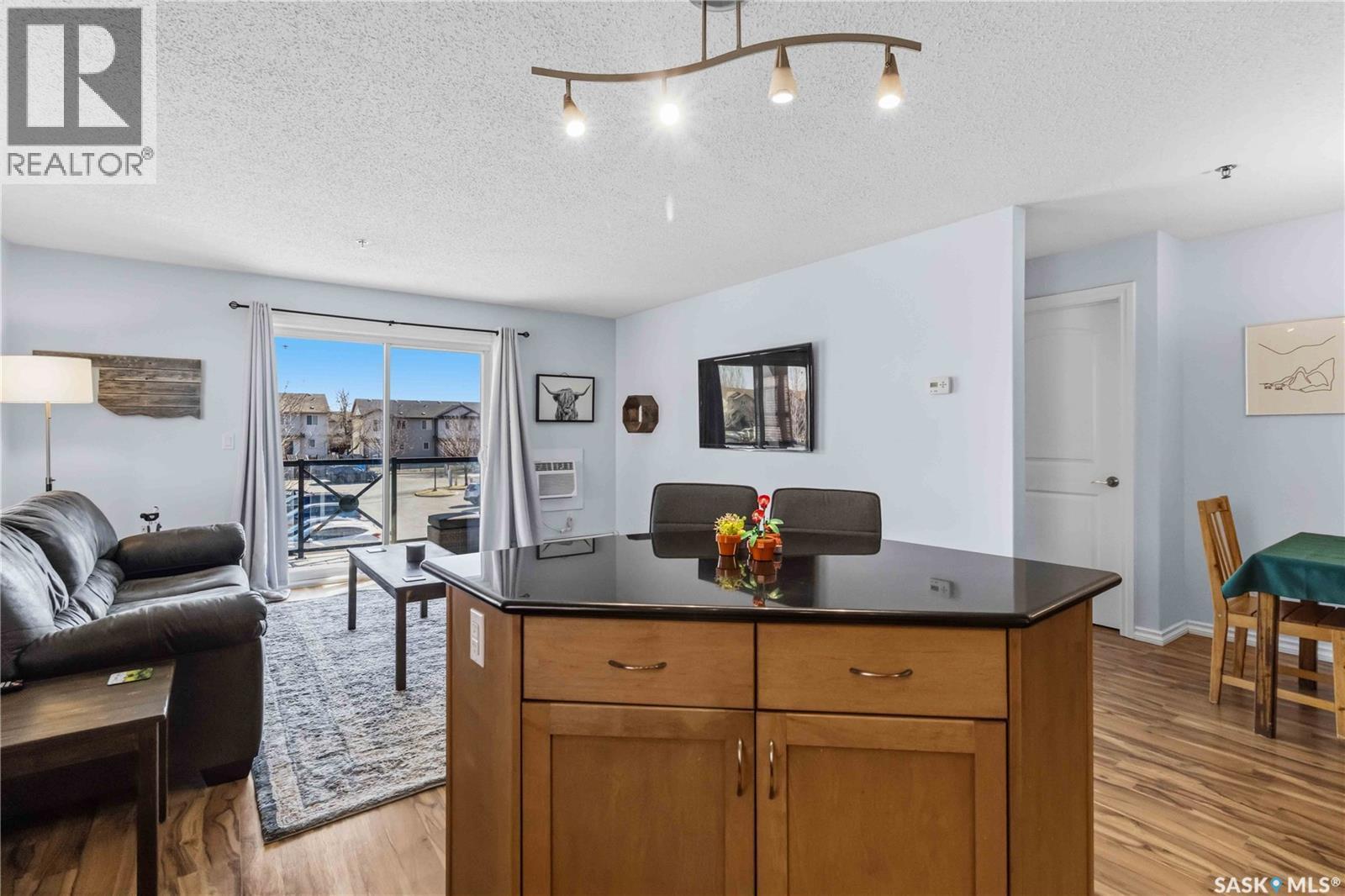 A210 103 Wellman Crescent, Saskatoon, SK - Indoor