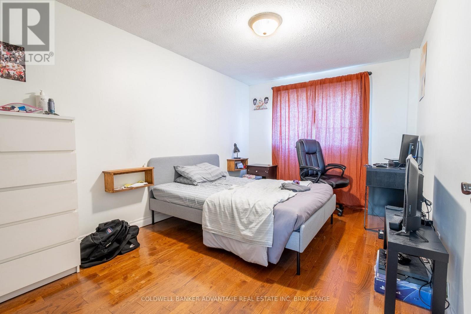141 Linwell Road, St. Catharines (Lakeport), ON - Indoor Photo Showing Bedroom
