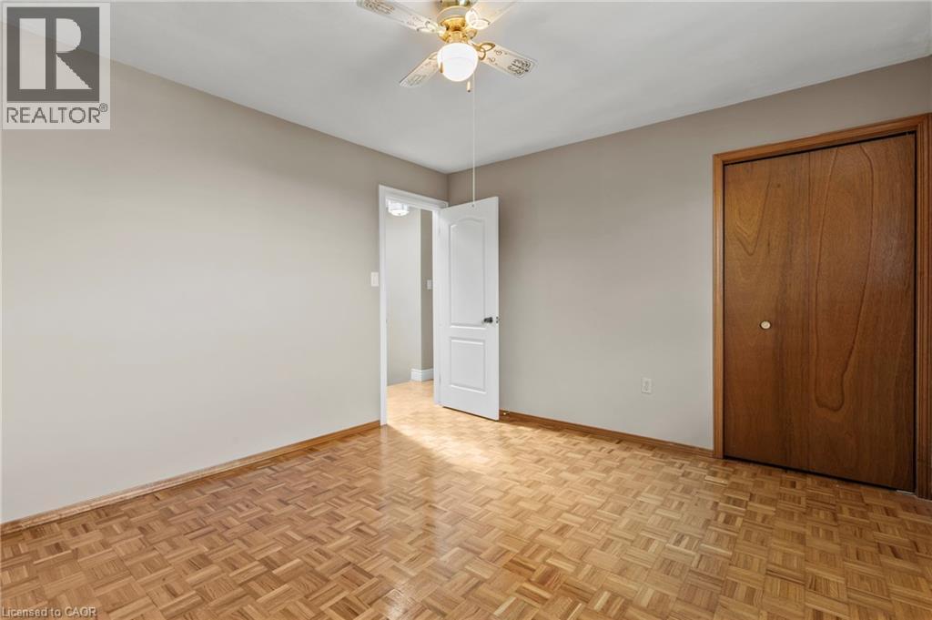 14 Indian Crescent, Hamilton, ON - Indoor Photo Showing Other Room