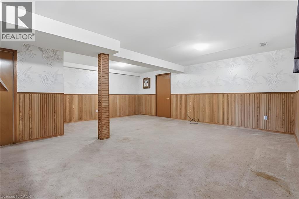 484 Hunterswood Court, Waterloo, ON - Indoor