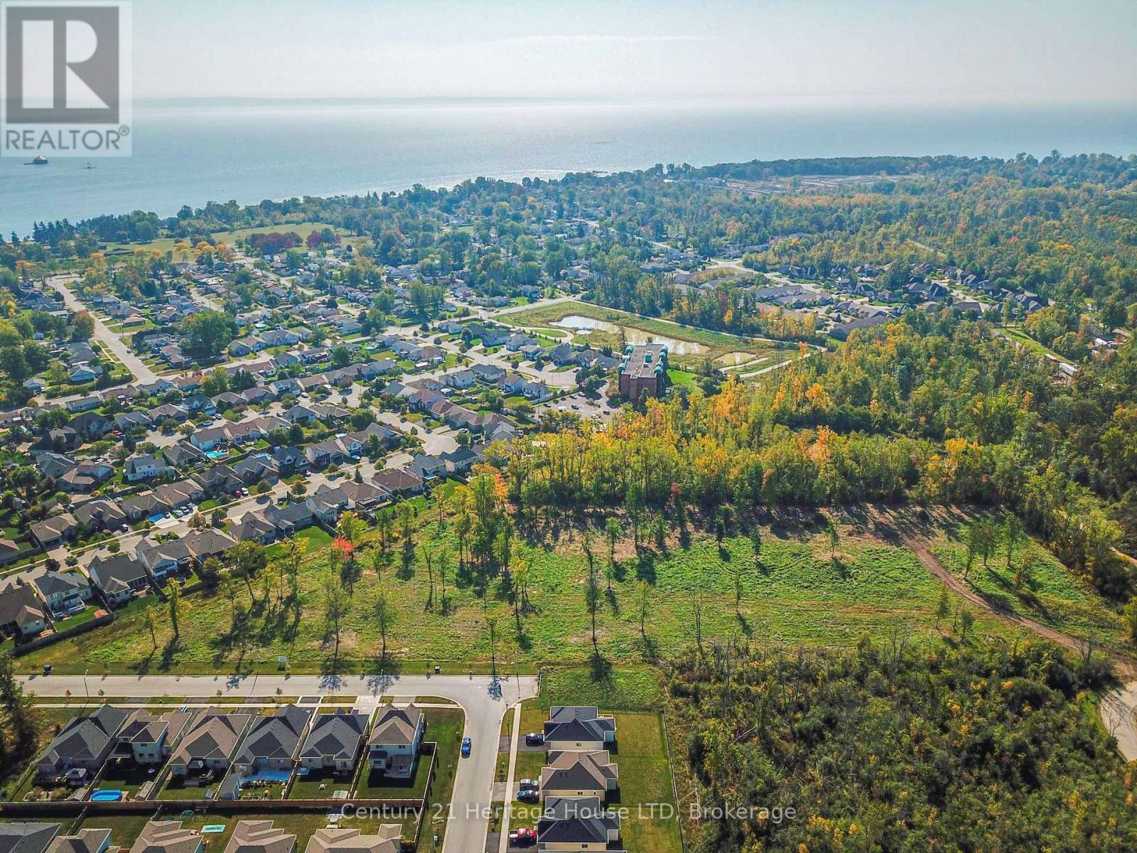 740 Burwell Street, Fort Erie (Lakeshore), ON - Outdoor With View