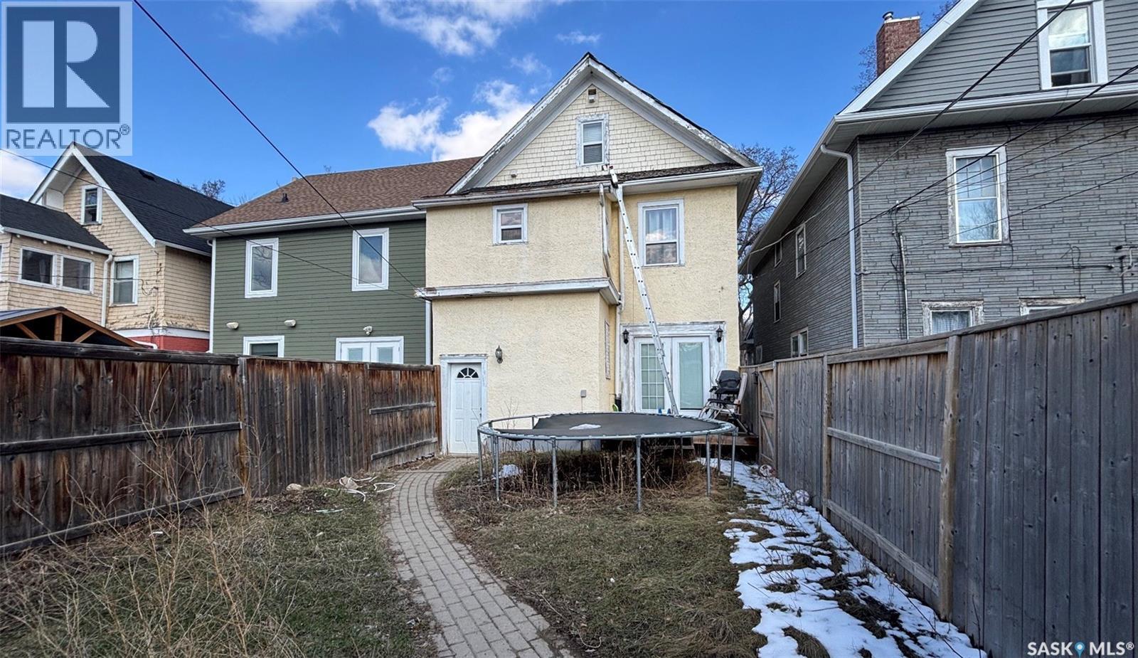 2324 Halifax Street, Regina, SK - Outdoor With Exterior