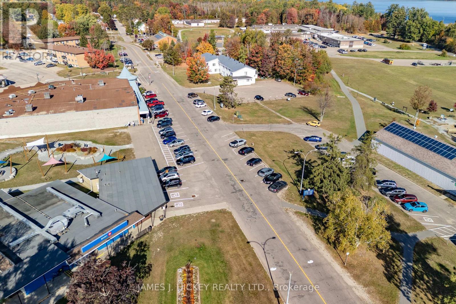 10 Ridge Road, Deep River, ON