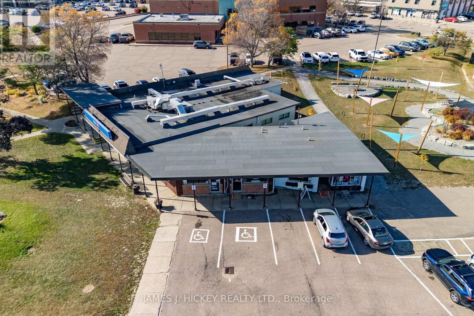 10 Ridge Road, Deep River, ON