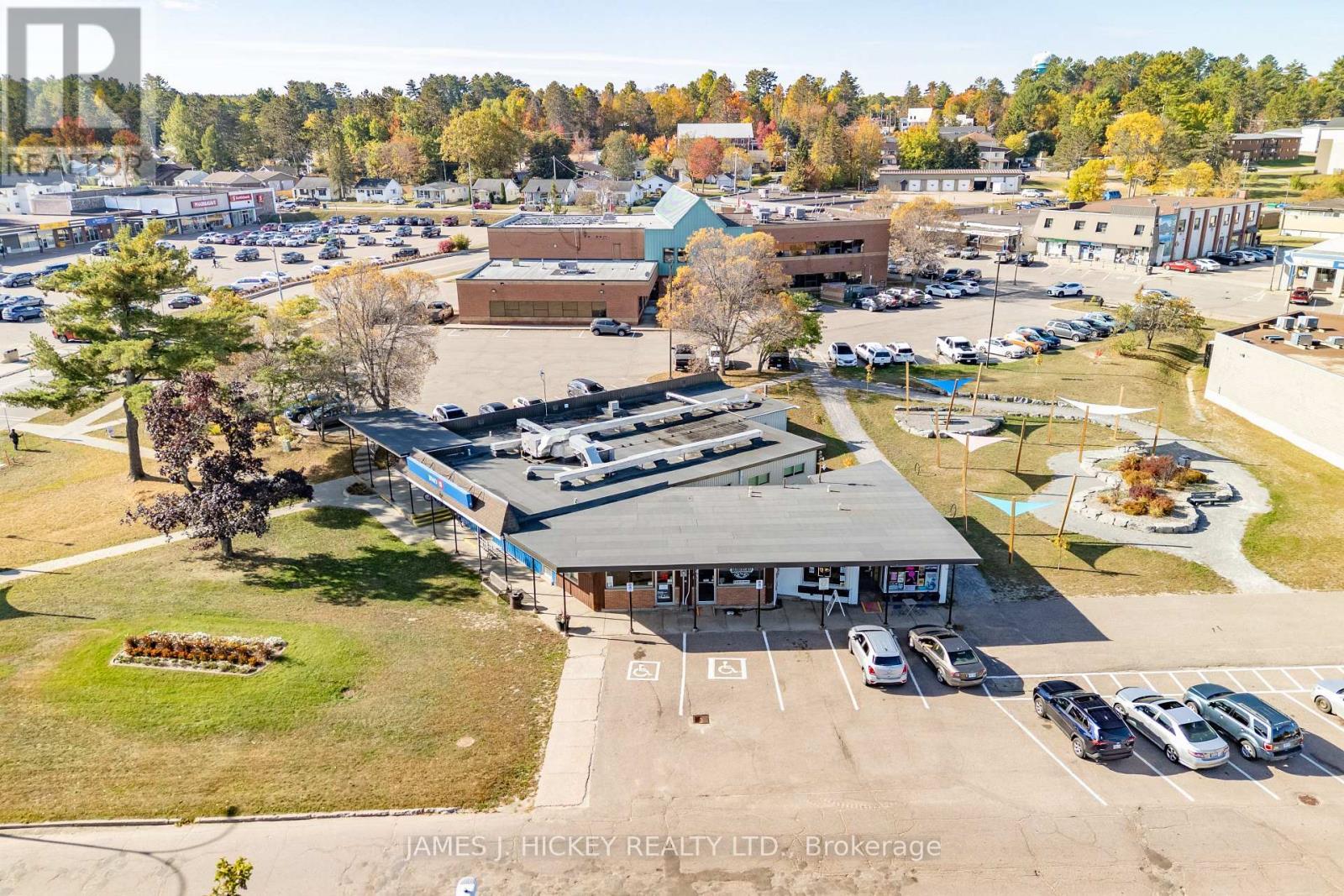 10 Ridge Road, Deep River, ON