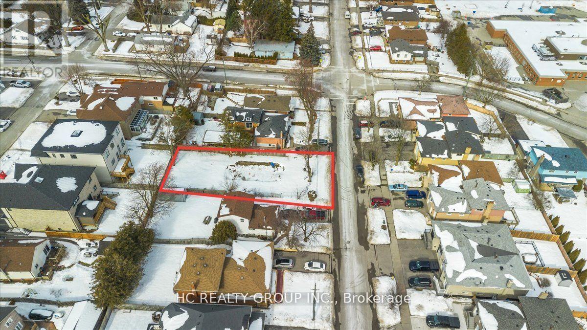692 West Shore Boulevard, Pickering, ON