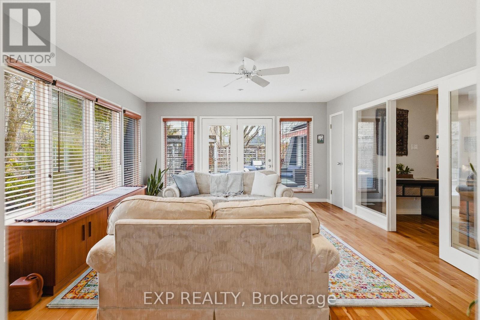 459 Lee Avenue, Waterloo, ON - Indoor