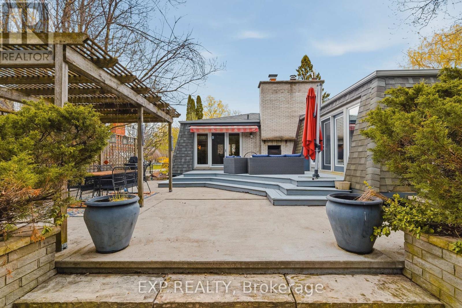 459 Lee Avenue, Waterloo, ON - Outdoor With Deck Patio Veranda