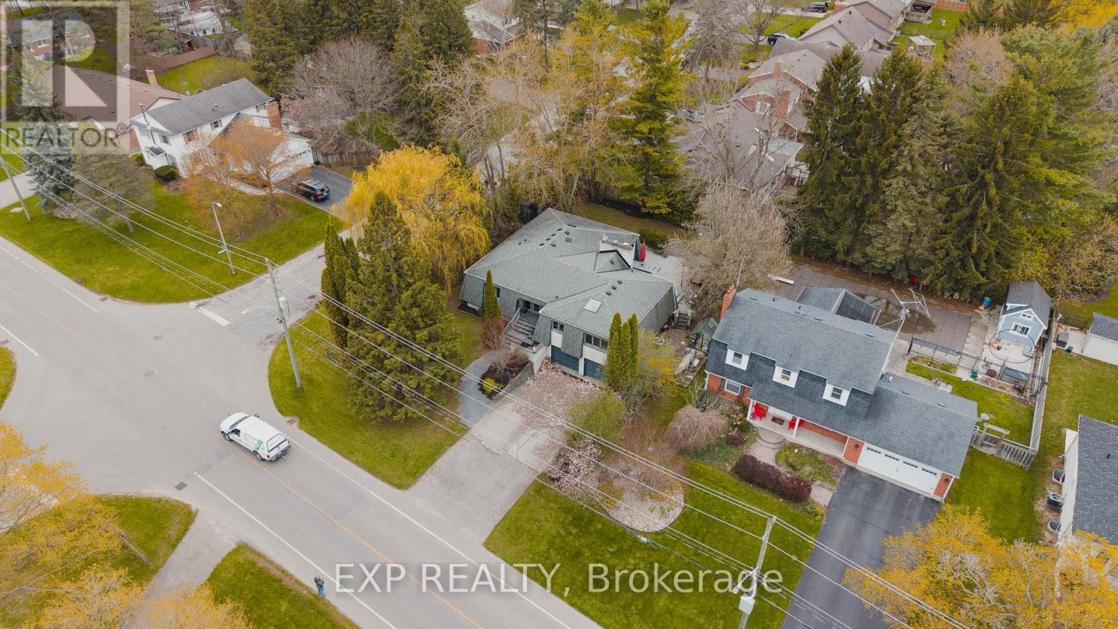 459 Lee Avenue, Waterloo, ON - Outdoor With View