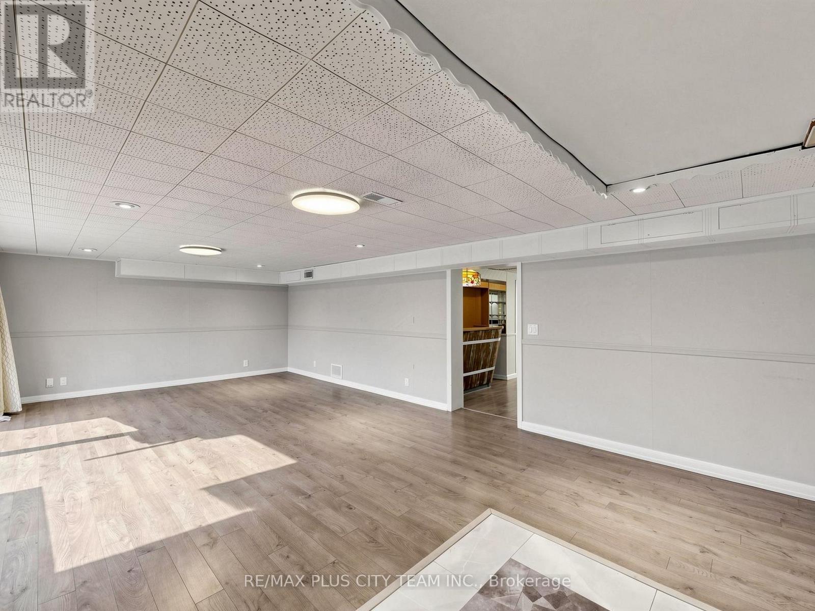 260 Renforth Drive, Toronto, ON - Indoor Photo Showing Other Room