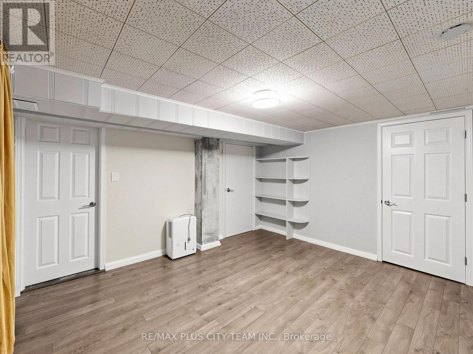 260 Renforth Drive, Toronto, ON - Indoor Photo Showing Other Room