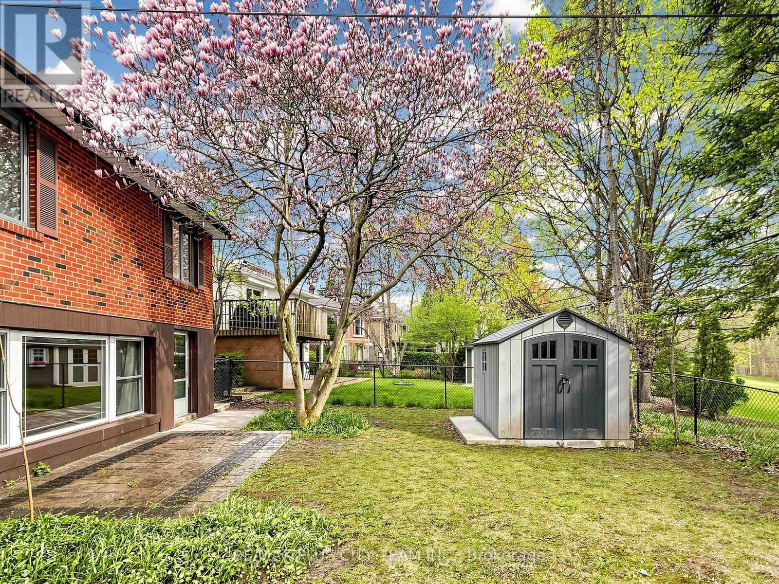 260 Renforth Drive, Toronto, ON - Outdoor