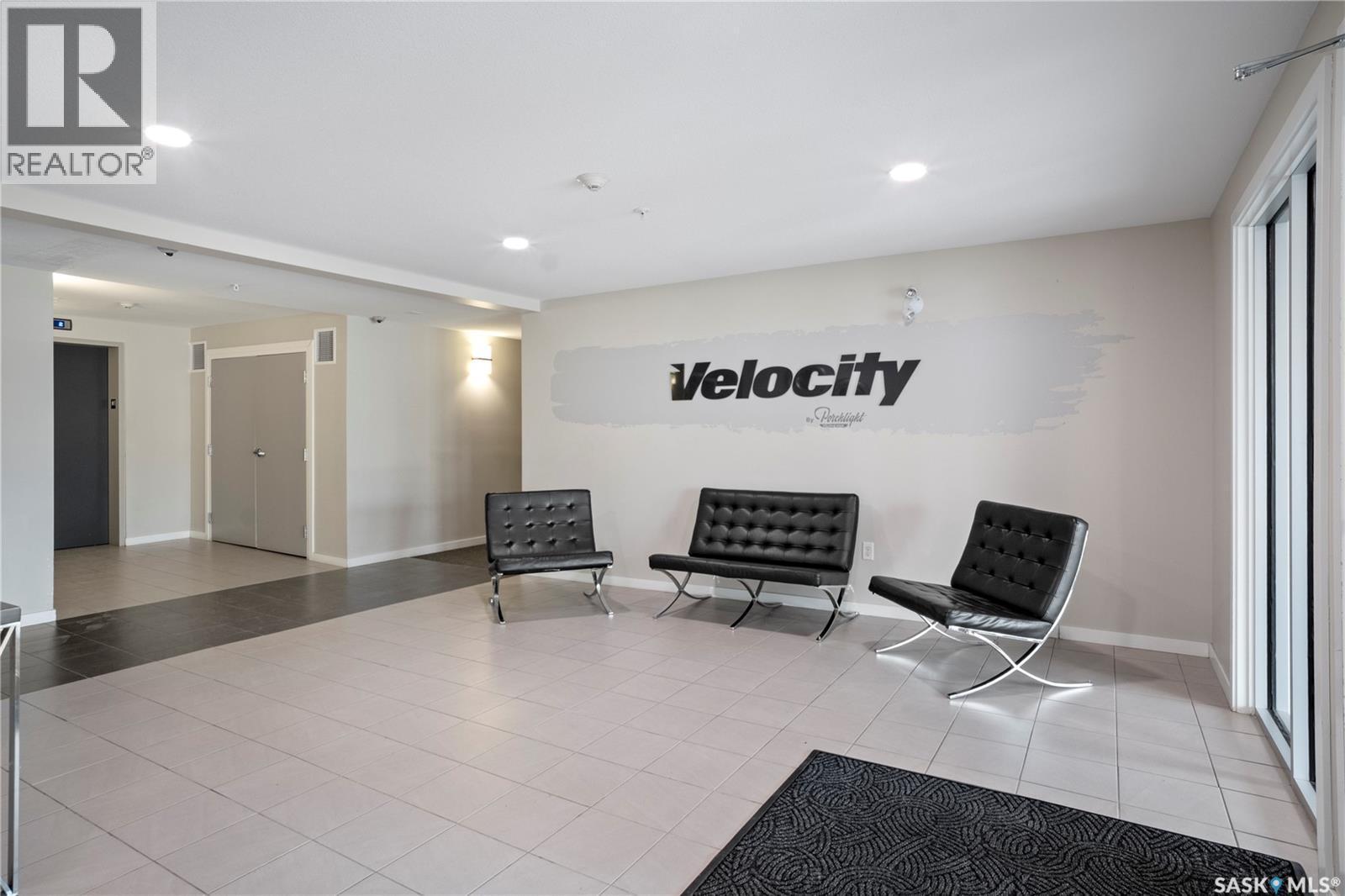 2110 5500 Mitchinson Way, Regina, SK - Indoor
