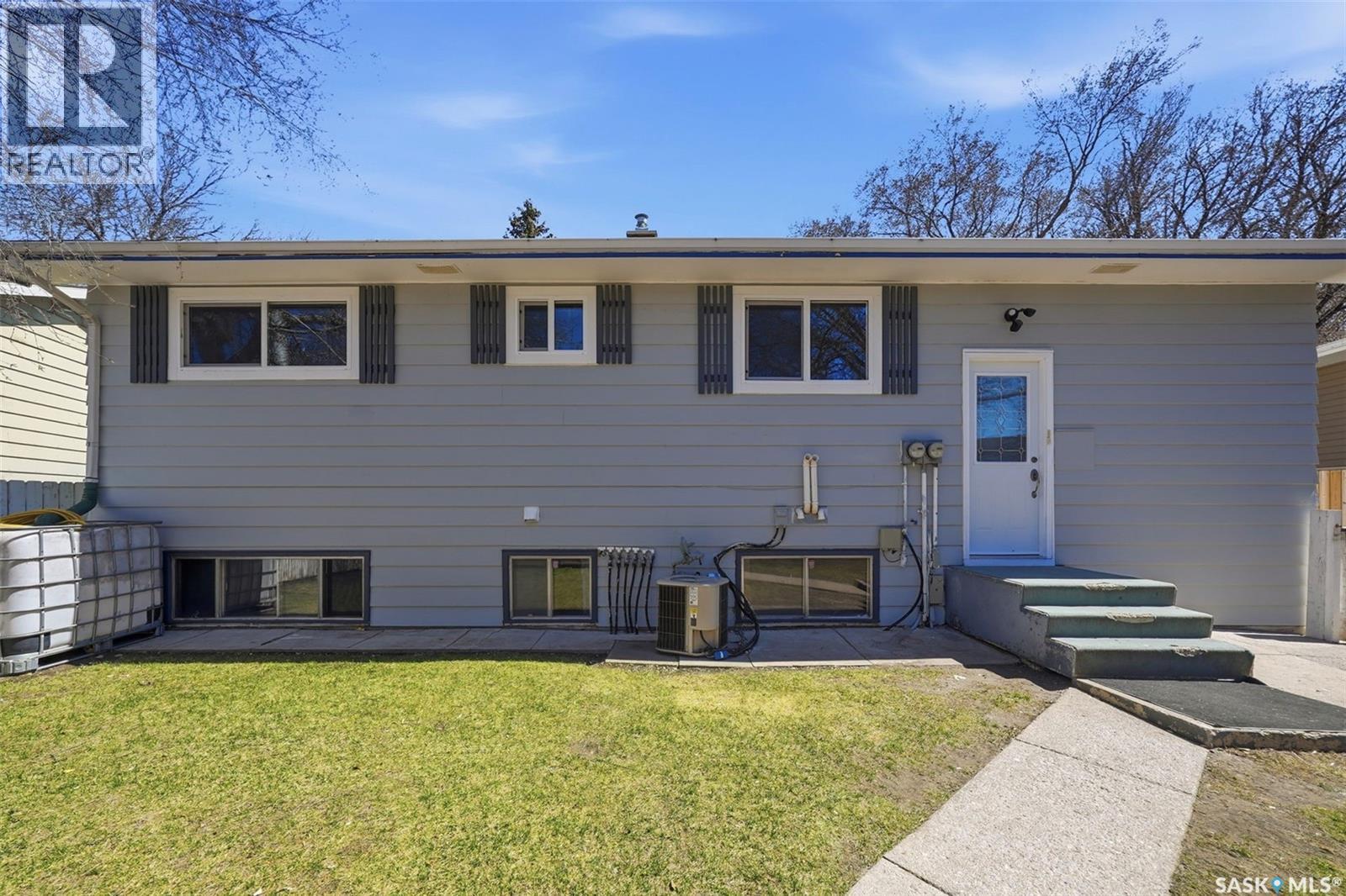 1310 East Centre, Saskatoon, SK - Outdoor With Exterior