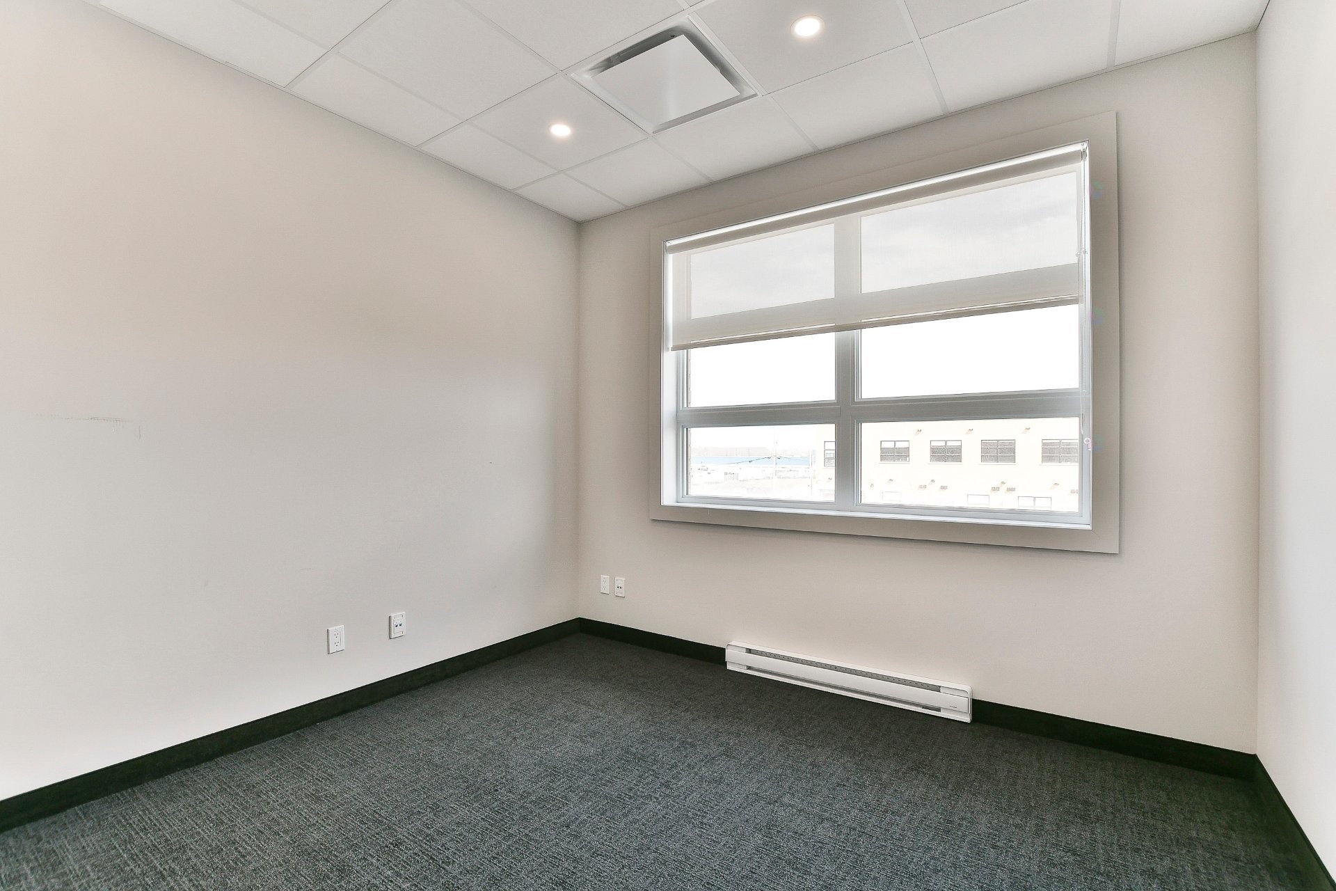 Office - 201-3305 Av. De La Gare, Mascouche, QC - Indoor Photo Showing Other Room