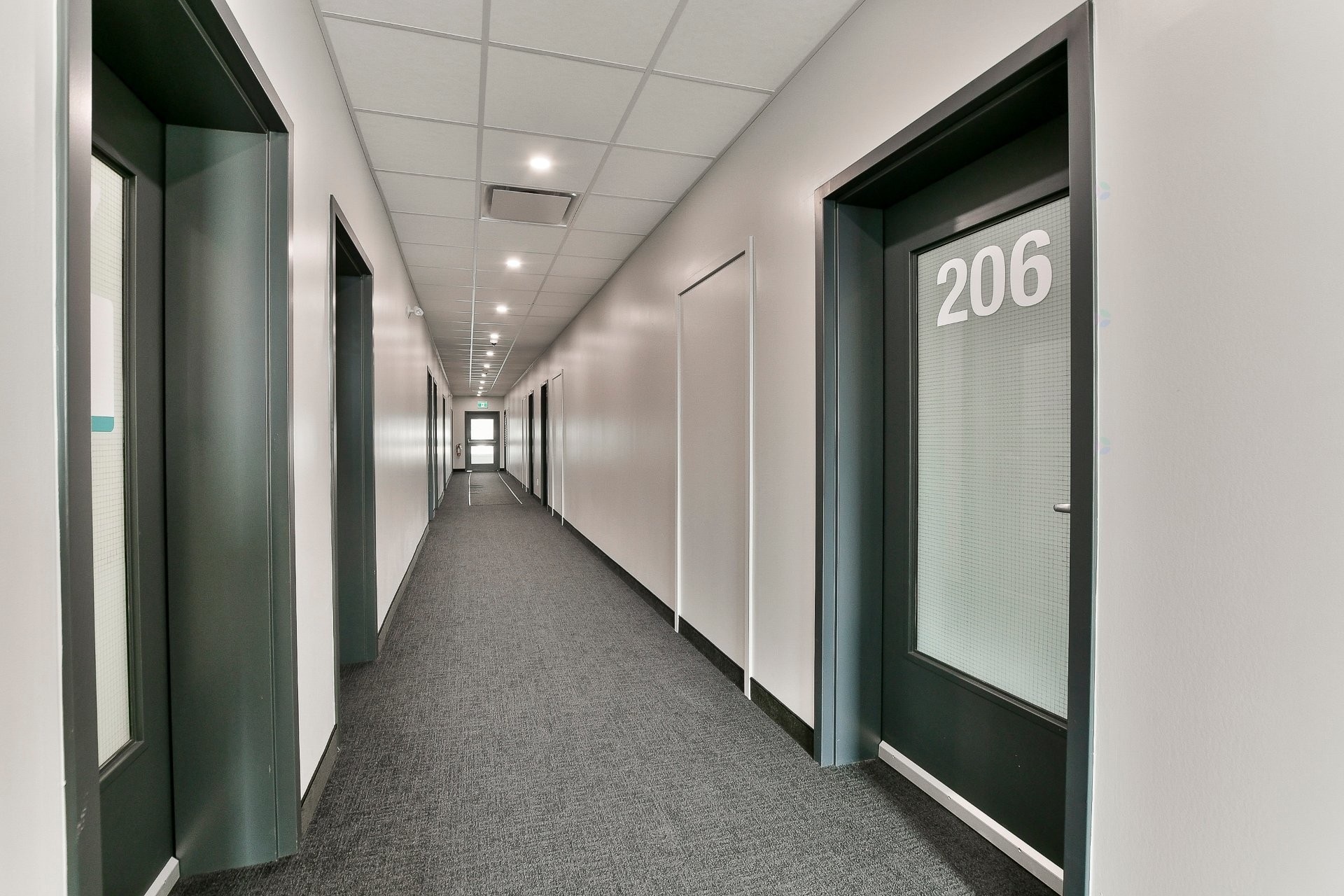 Office - 201-3305 Av. De La Gare, Mascouche, QC - Indoor Photo Showing Other Room
