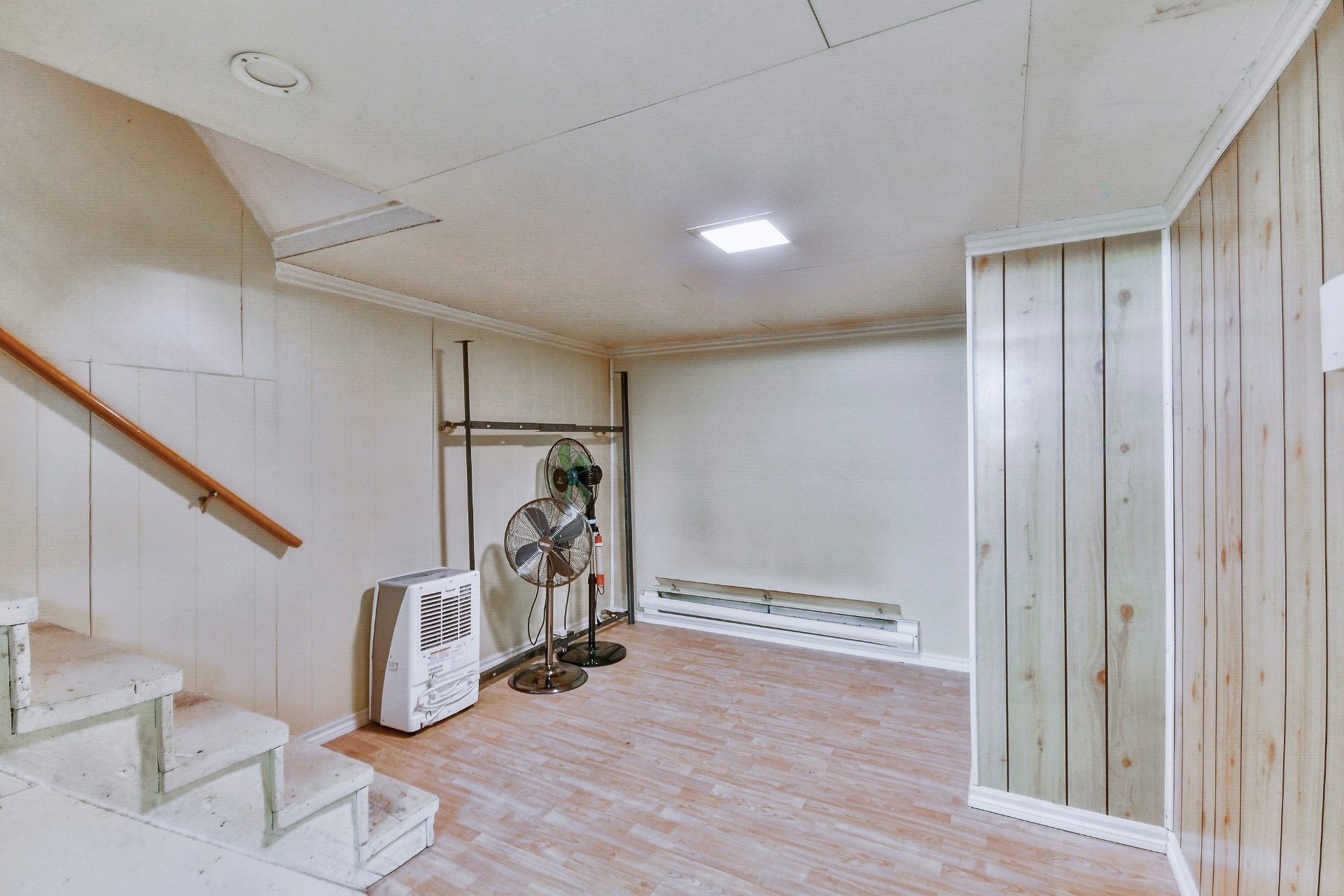 Salle familiale - 658 - 658A 20E Rue, Saint-Jérôme, QC - Indoor Photo Showing Other Room