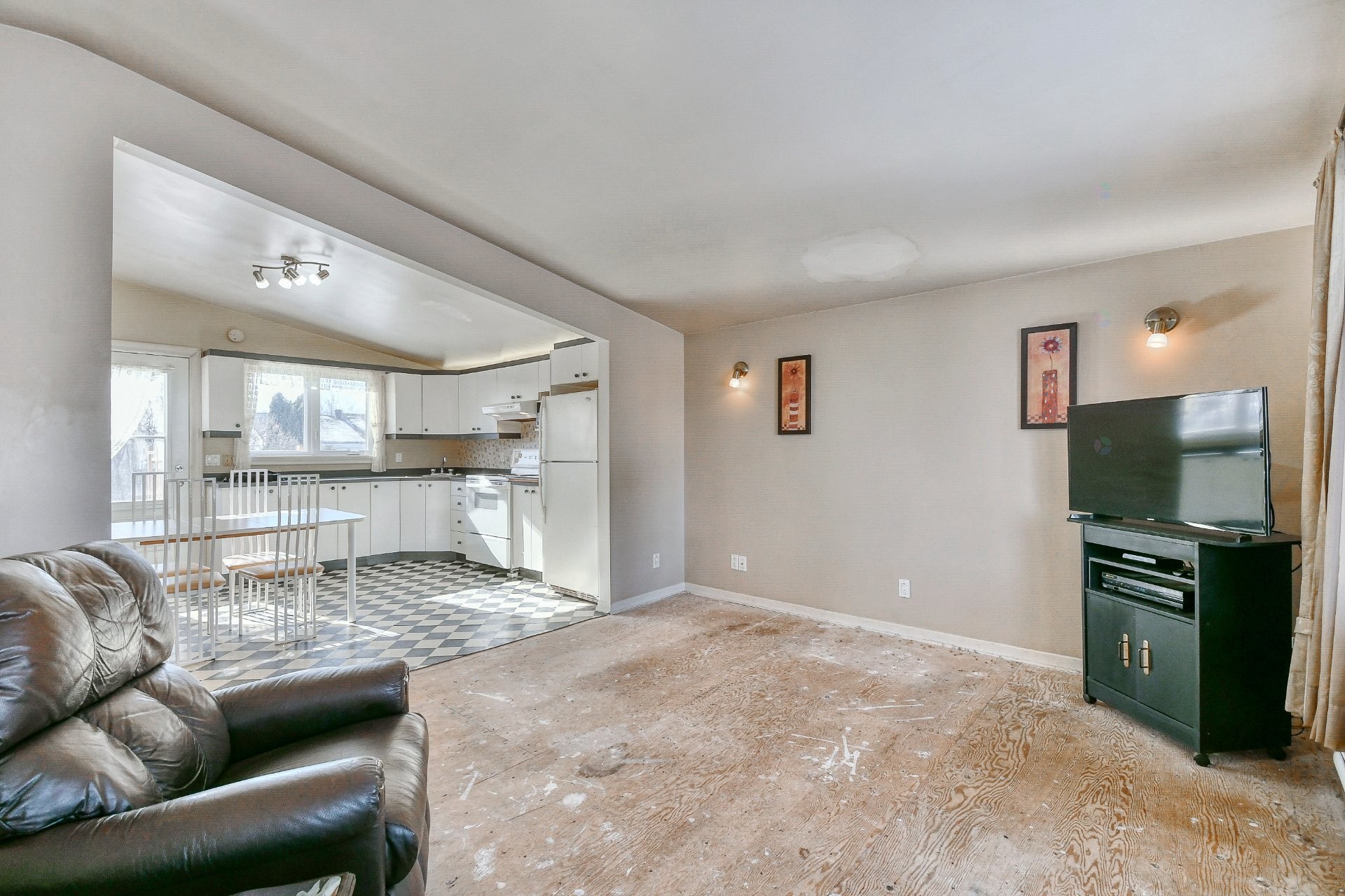 Salon - 658 - 658A 20E Rue, Saint-Jérôme, QC - Indoor Photo Showing Living Room