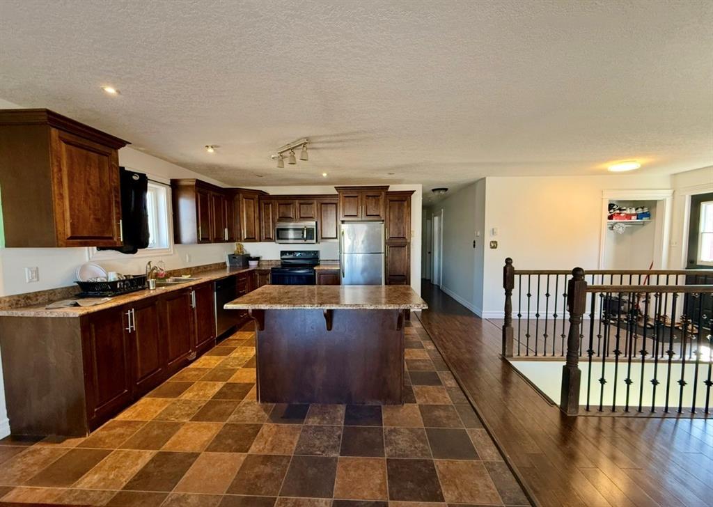 8 Ford Crescent, Stephenville, NL - Indoor Photo Showing Kitchen With Double Sink