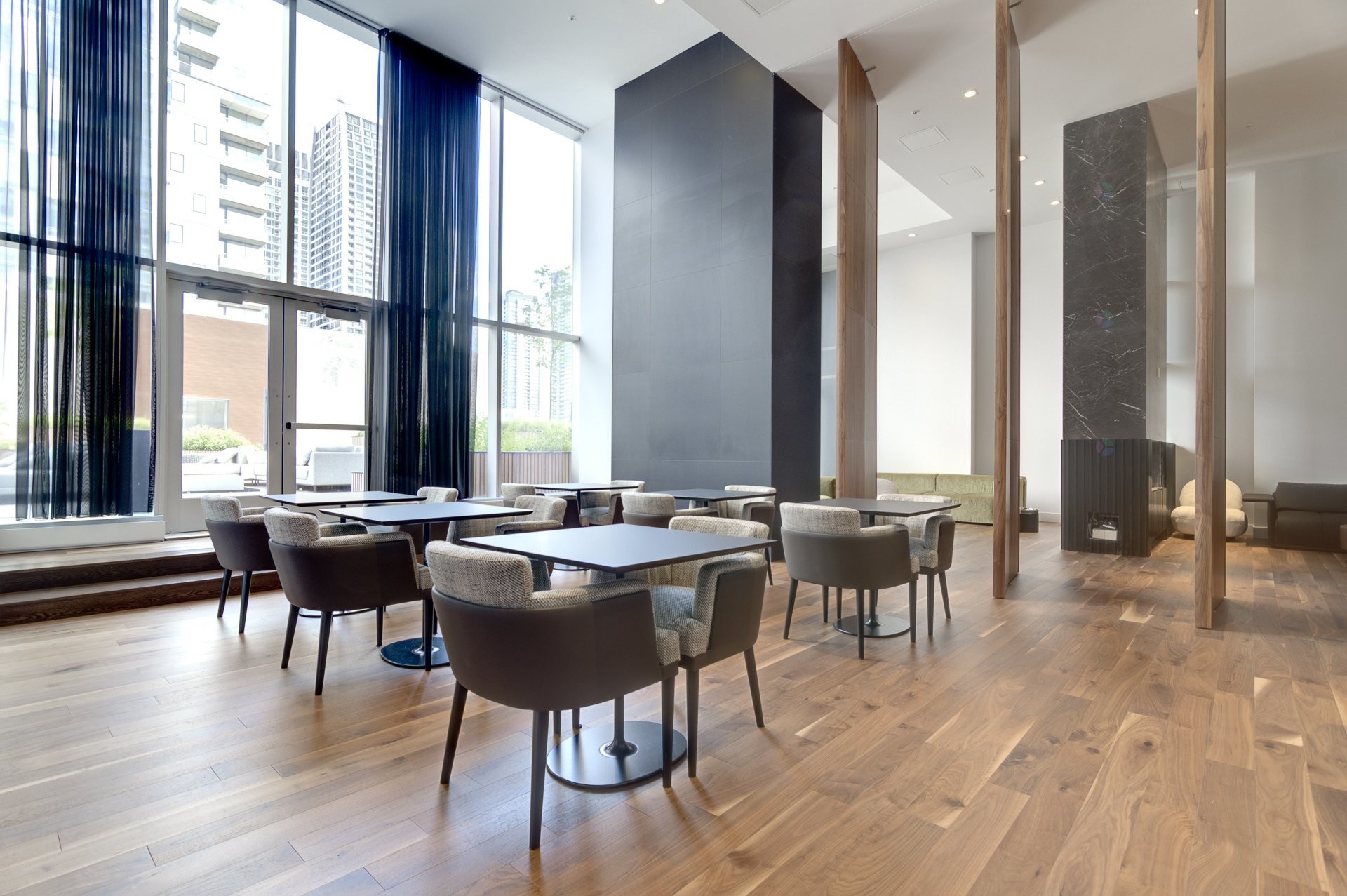 Common room - 1210-1500 Boul. René-Lévesque O., Montréal (Ville-Marie), QC - Indoor Photo Showing Dining Room