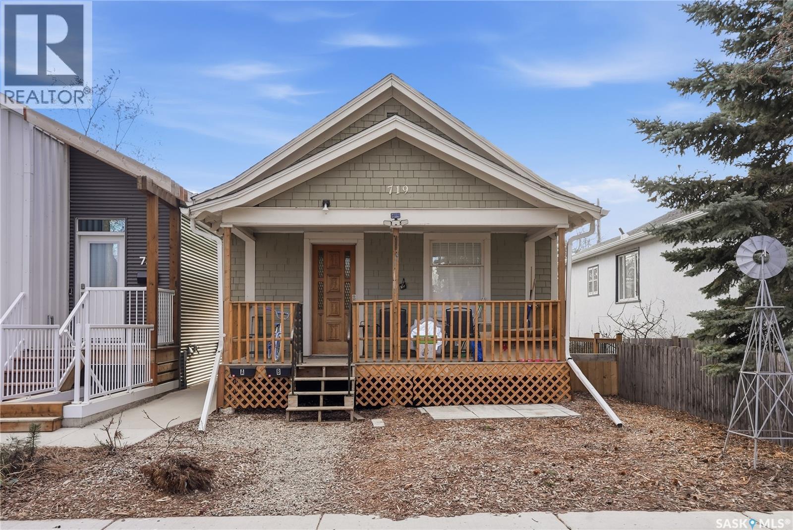 719 I Avenue S, Saskatoon, SK - Outdoor With Deck Patio Veranda