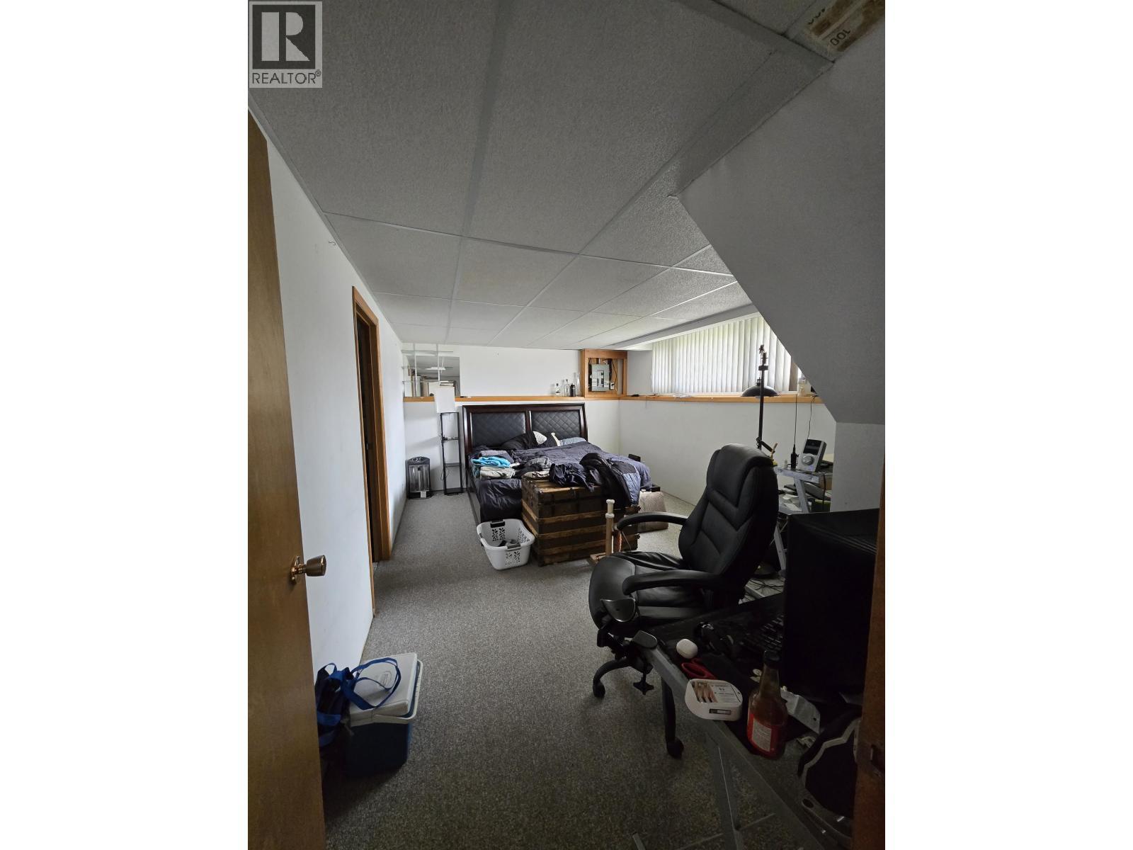 11 Baker Road, Mackenzie, BC - Indoor Photo Showing Other Room