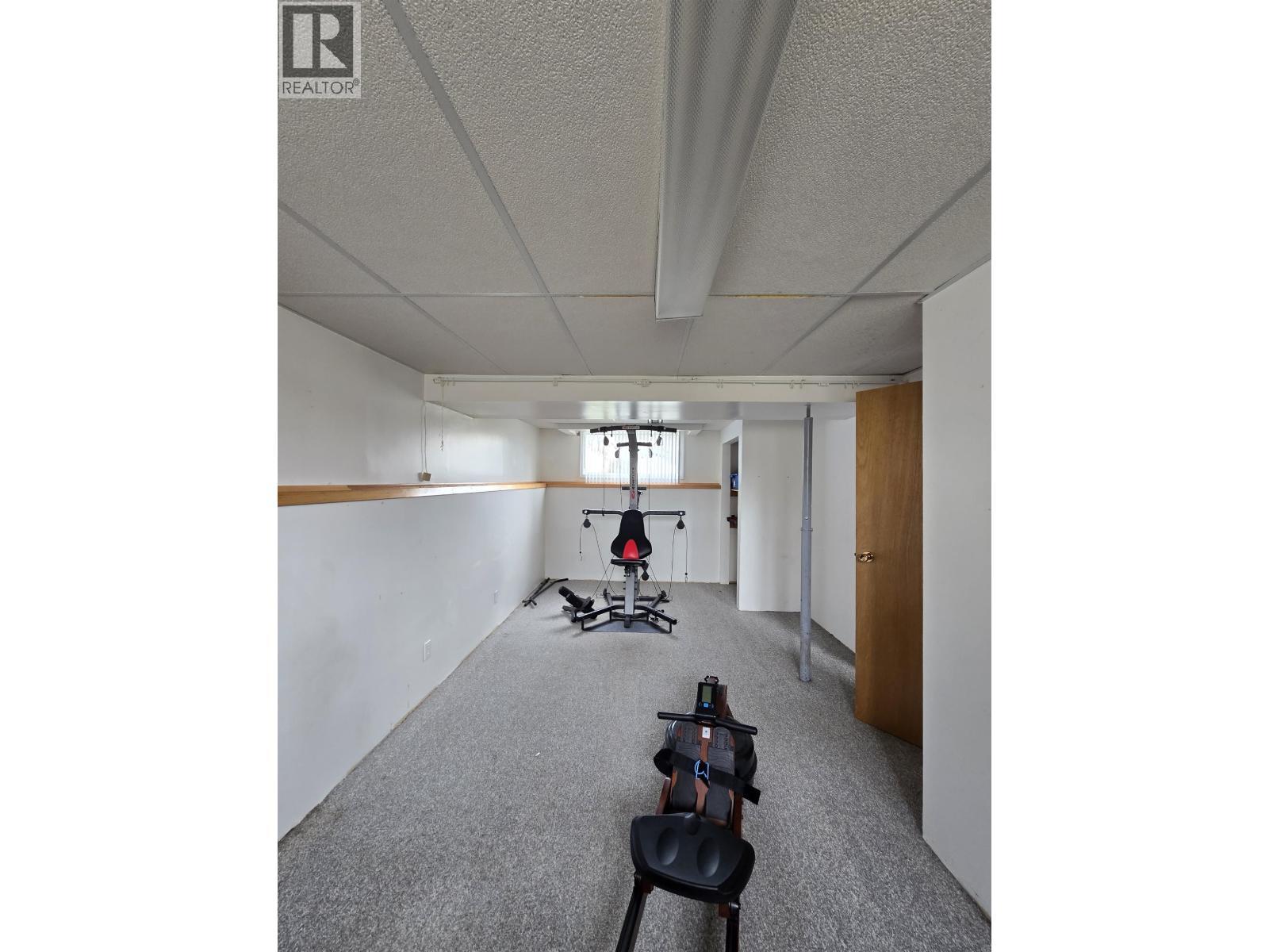 11 Baker Road, Mackenzie, BC - Indoor