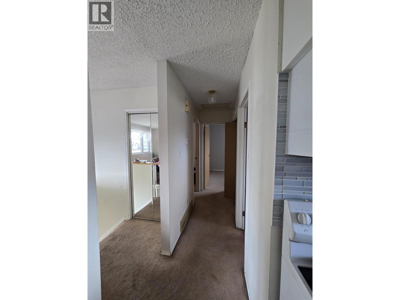 11 Baker Road, Mackenzie, BC - Indoor Photo Showing Other Room