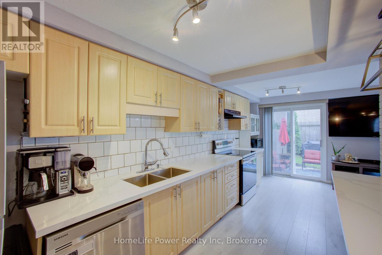 53 Prosperity Drive, Kitchener, ON - Indoor Photo Showing Kitchen With Double Sink