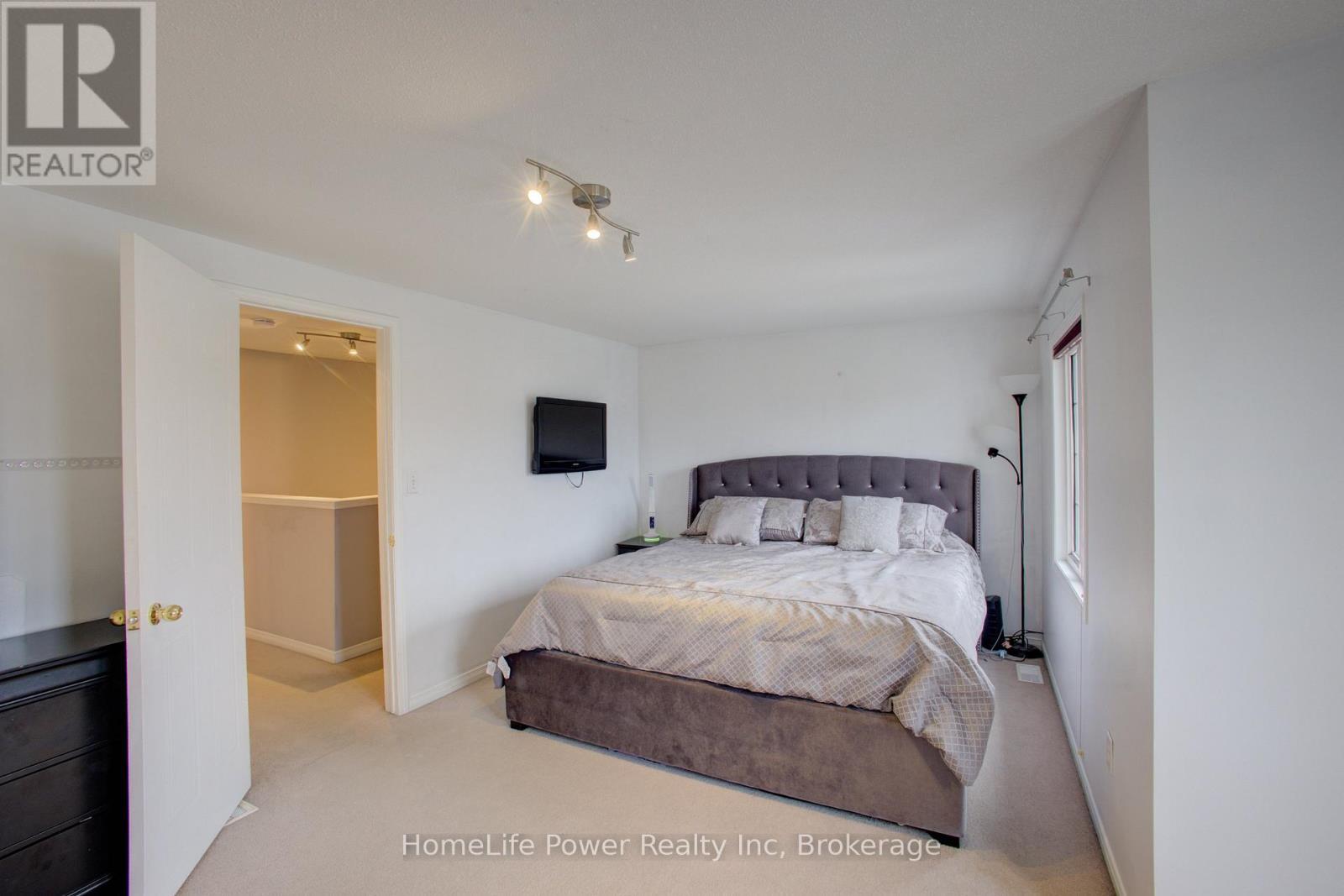 53 Prosperity Drive, Kitchener, ON - Indoor Photo Showing Bedroom