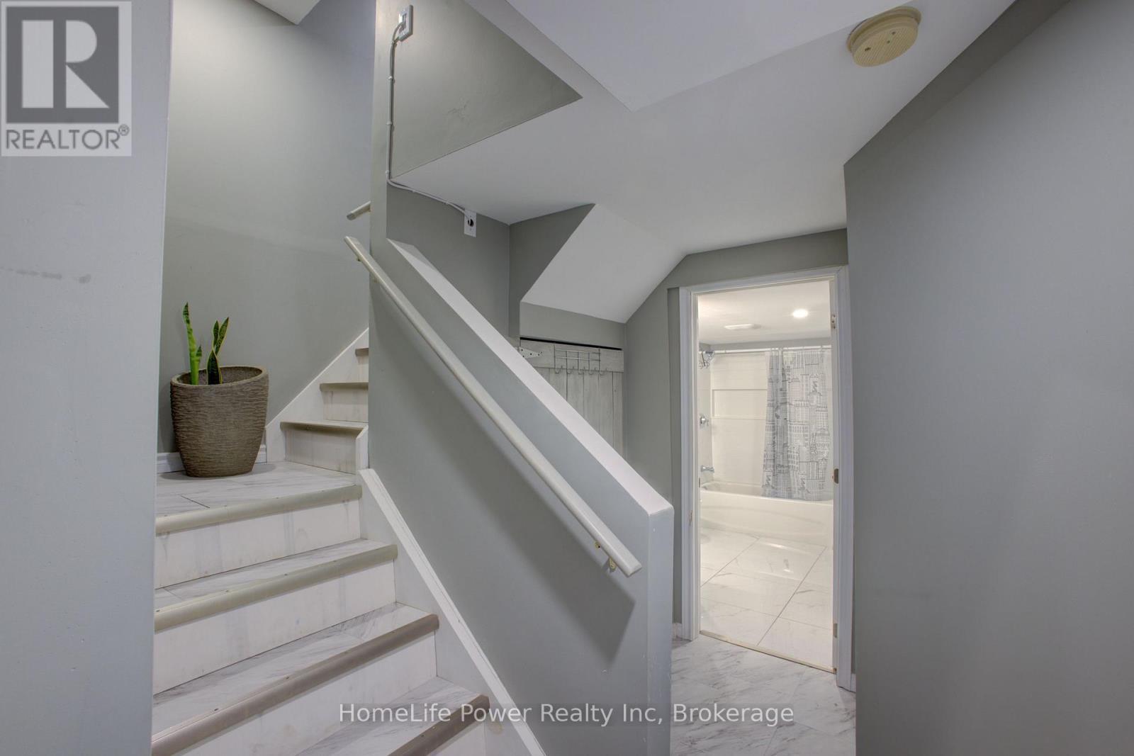 53 Prosperity Drive, Kitchener, ON - Indoor Photo Showing Other Room