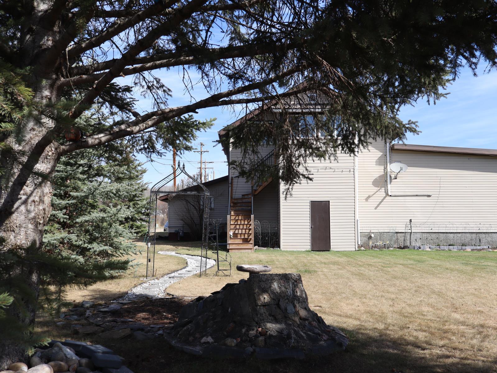22 State Ave, Fort Assiniboine, AB