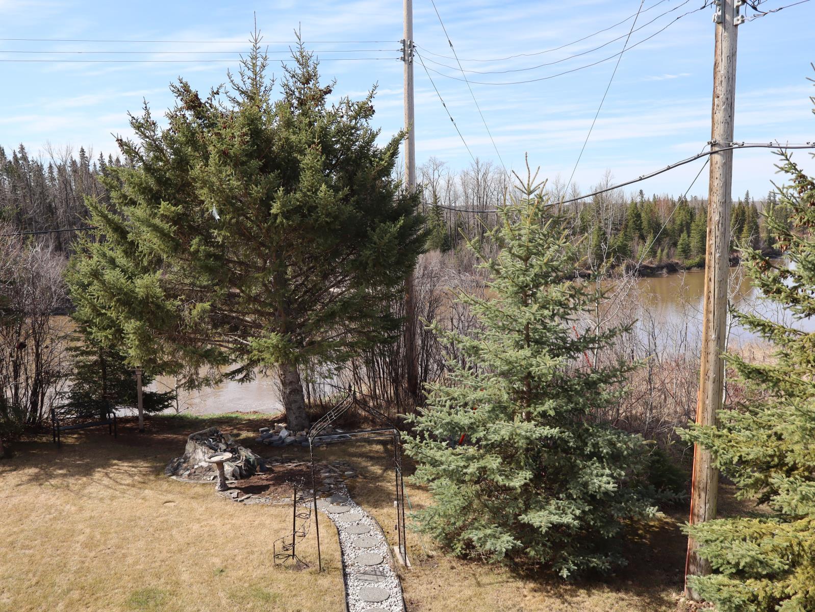 22 State Ave, Fort Assiniboine, AB