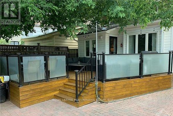113 Fourth Avenue, Ottawa, ON - Outdoor With Exterior