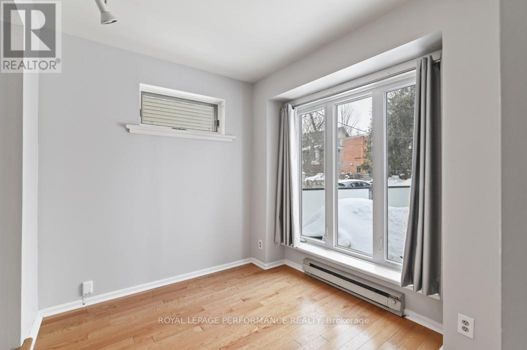 113 Fourth Avenue, Ottawa, ON - Indoor Photo Showing Other Room