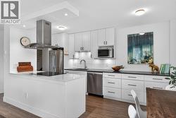 804 2041 BELLWOOD AVENUE Burnaby, BC V5B 4V5