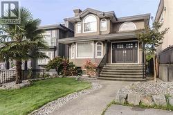 183 N HOWARD AVENUE Burnaby, BC V5B 1J6