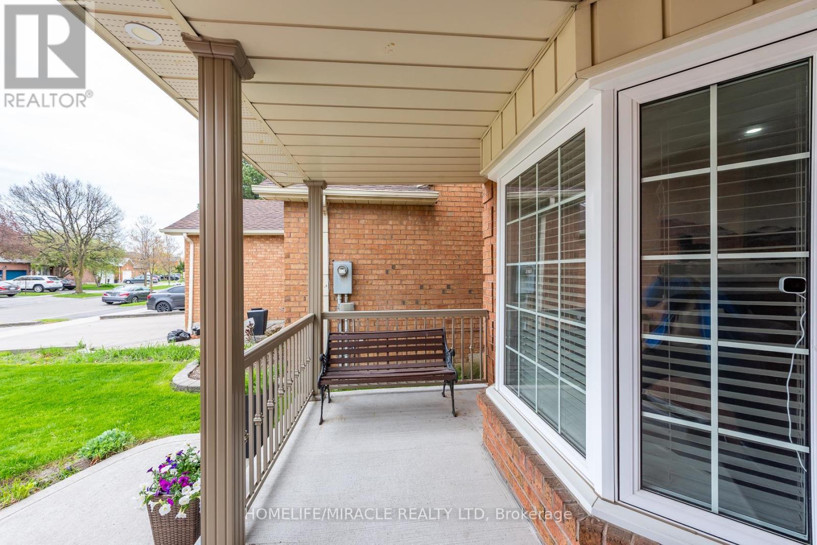5457 Heritage Hills Boulevard, Mississauga, ON - Outdoor With Exterior