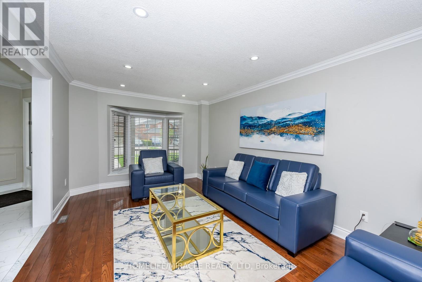 5457 Heritage Hills Boulevard, Mississauga, ON - Indoor Photo Showing Living Room