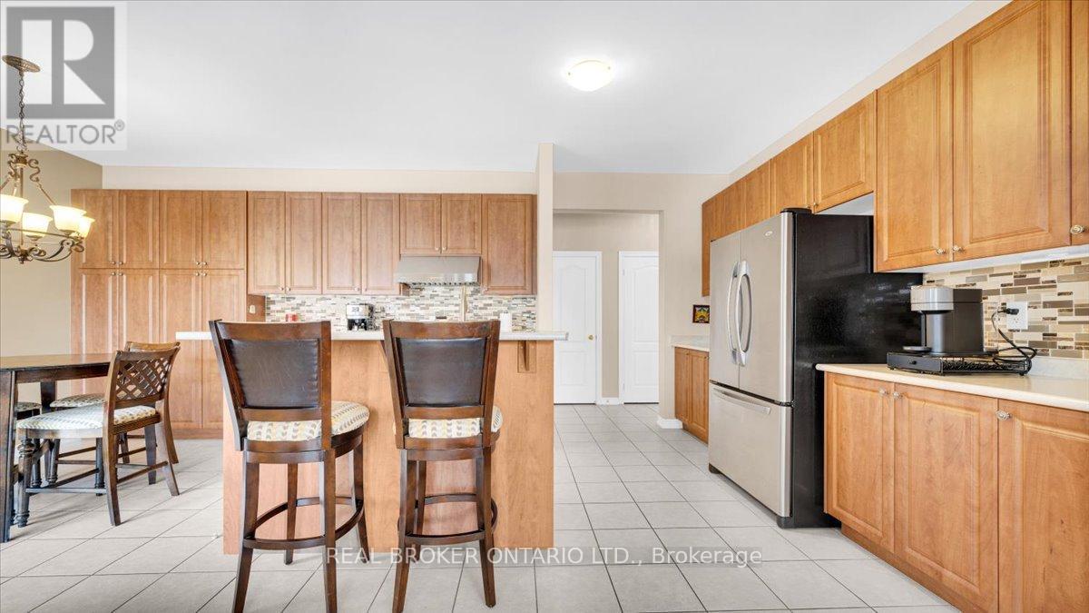 636 Serafini Crescent, Milton, ON