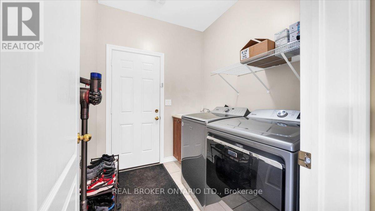 636 Serafini Crescent, Milton, ON