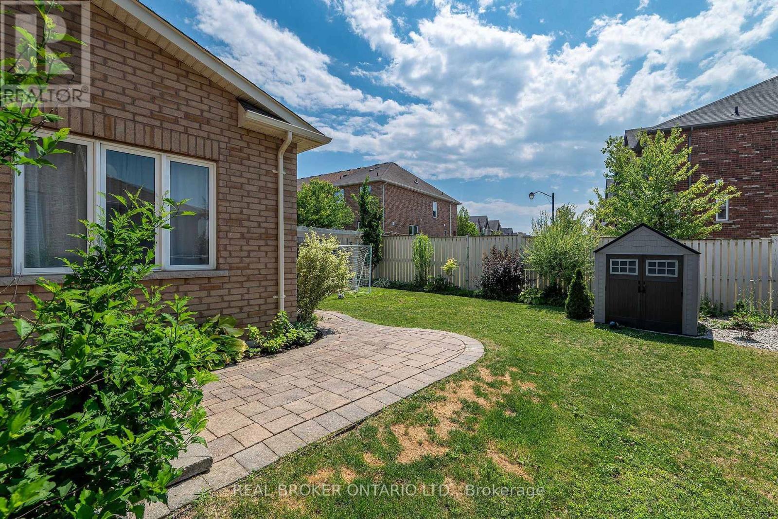 636 Serafini Crescent, Milton, ON