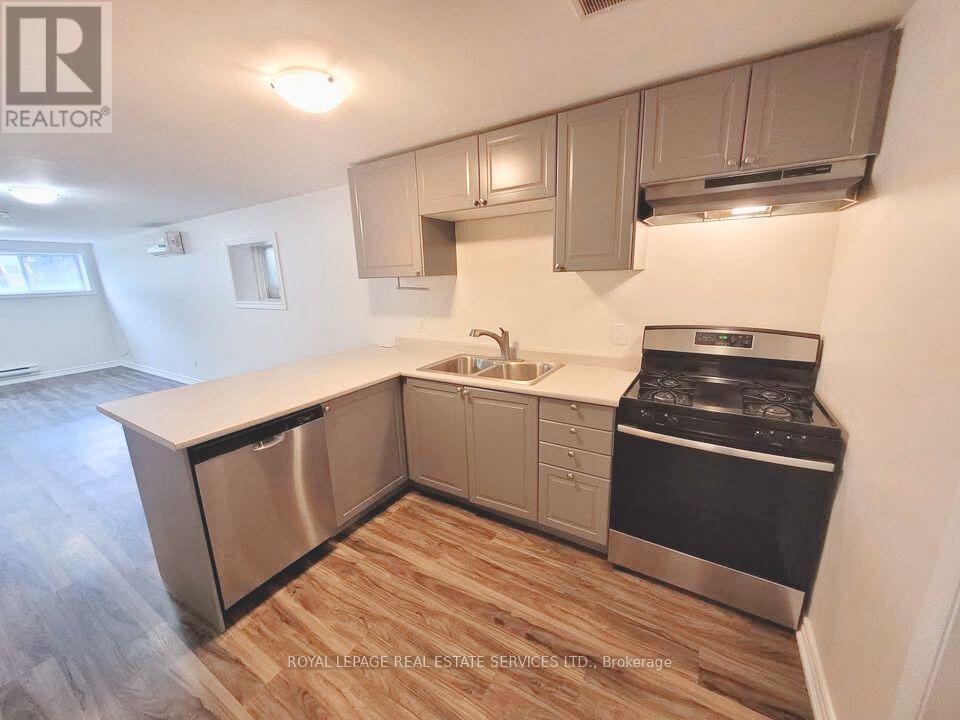 11 Dennis Avenue, Toronto, ON