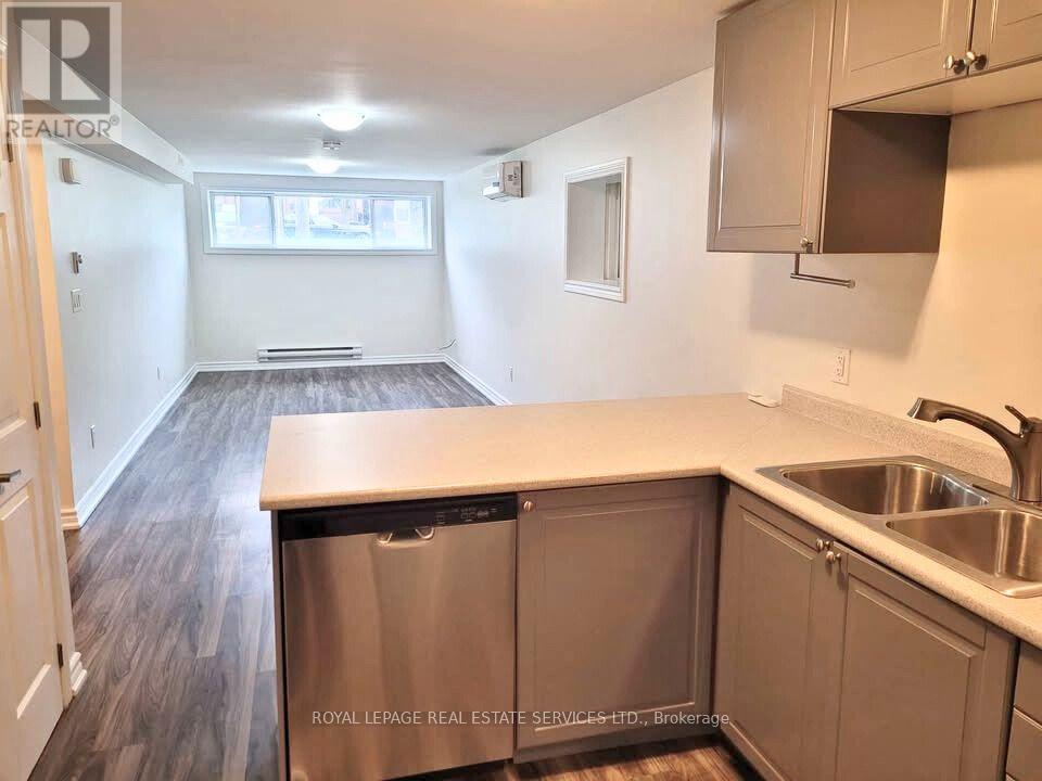 11 Dennis Avenue, Toronto, ON