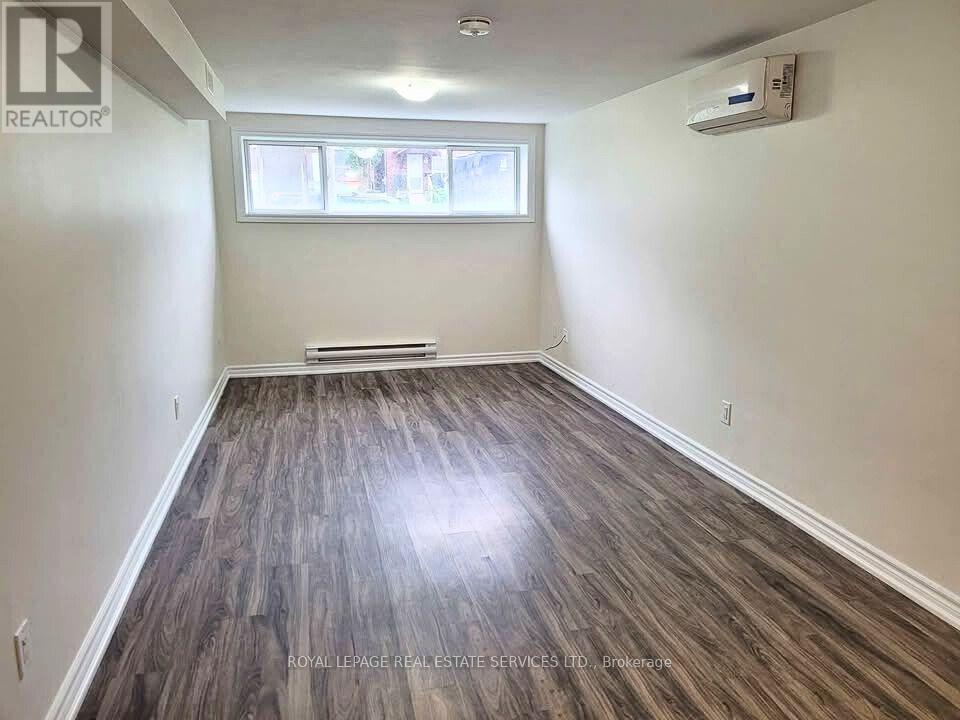 11 Dennis Avenue, Toronto, ON