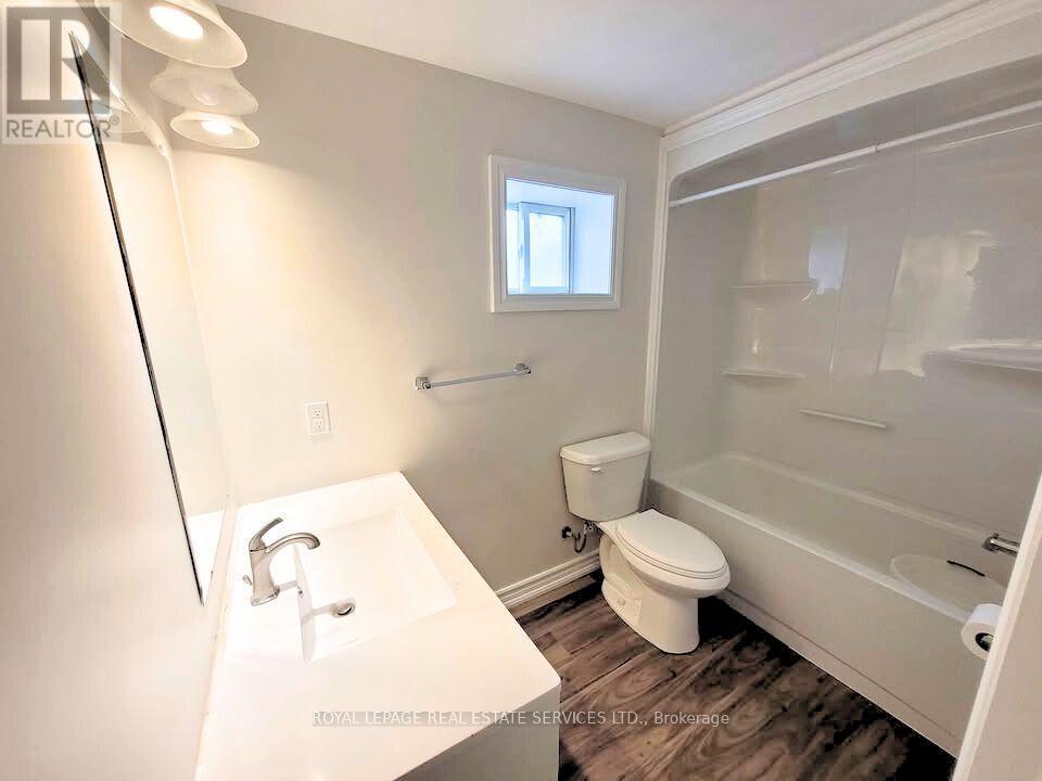11 Dennis Avenue, Toronto, ON