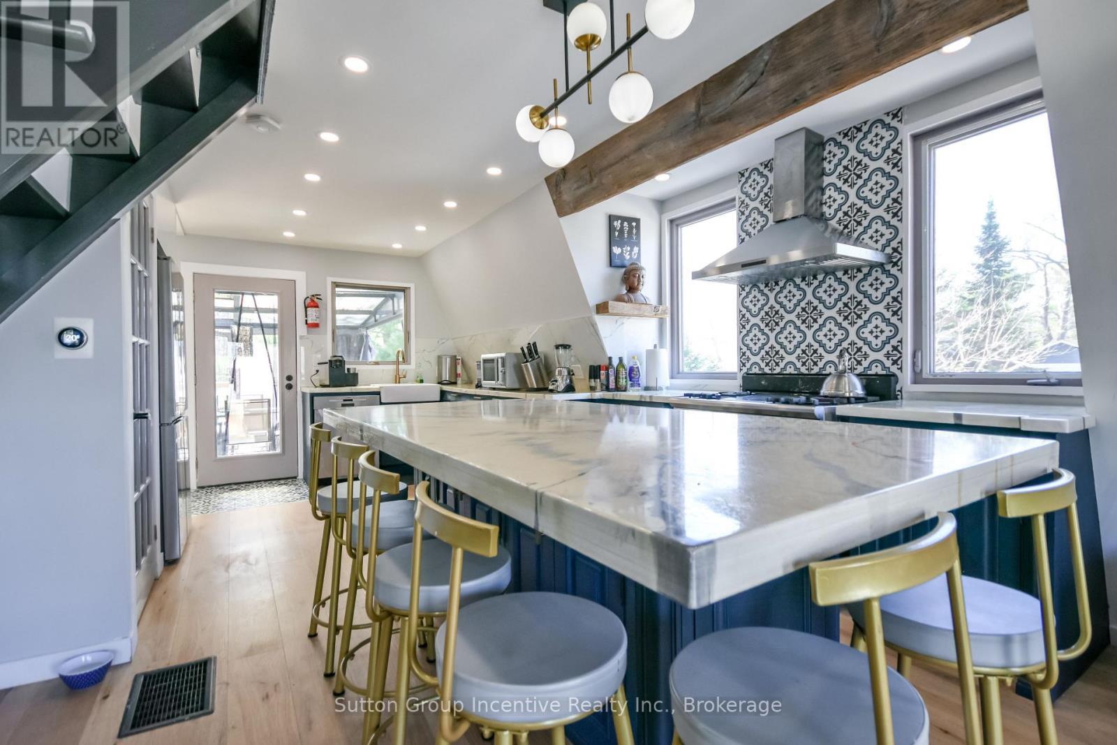 Beach House - Main Level - 203 Park Road, Tiny, ON - Indoor