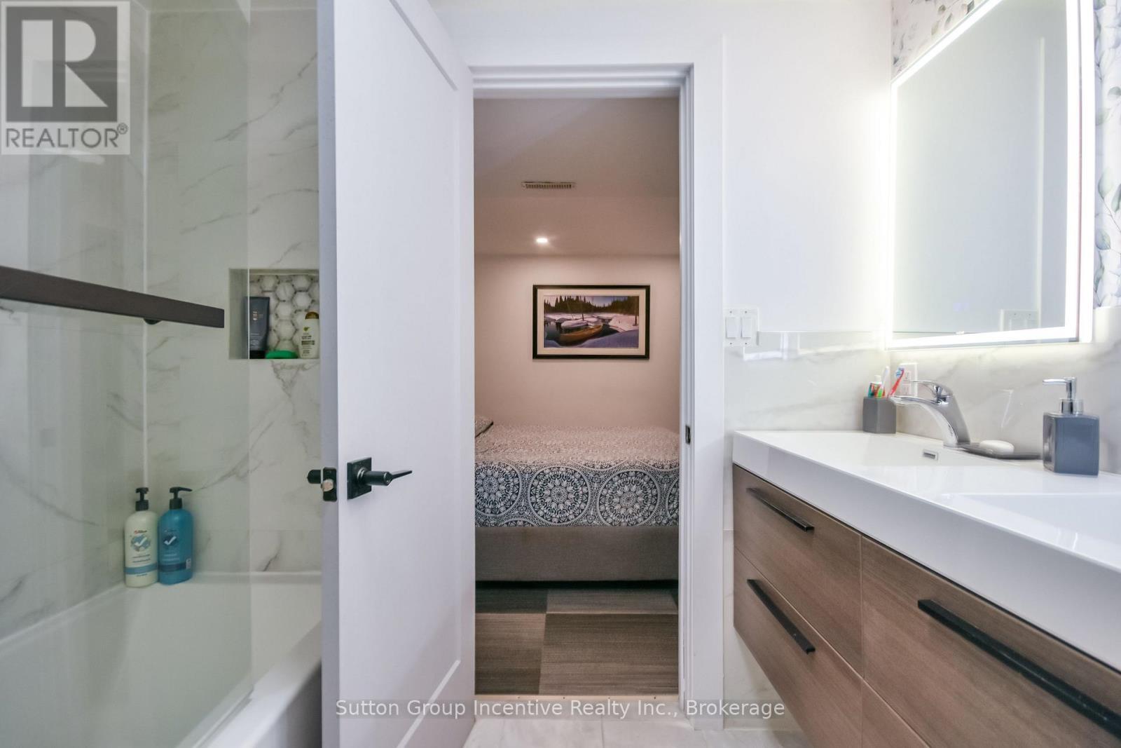 Beach House - Lower Level - Ensuite Bath - 203 Park Road, Tiny, ON - Indoor Photo Showing Bathroom